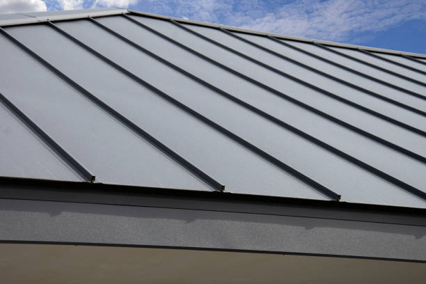Best Roof Maintenance and Cleaning  in Riverdale, CA